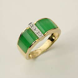 genuine-gold-green-jade-ring